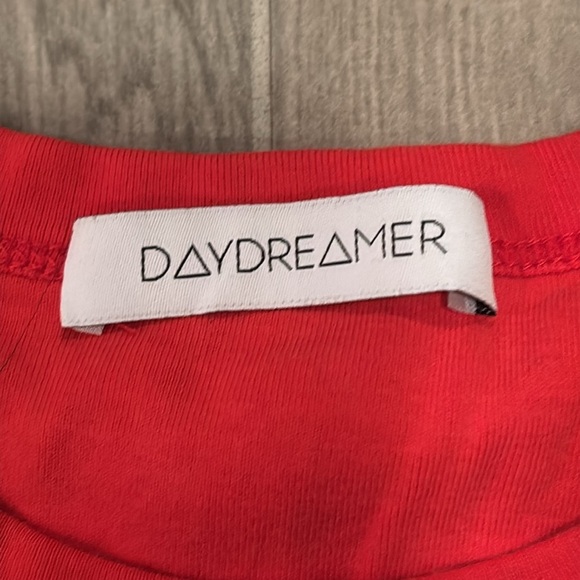 Daydreamer Red Tee - New York Good Times Size XS - Picture 4 of 4